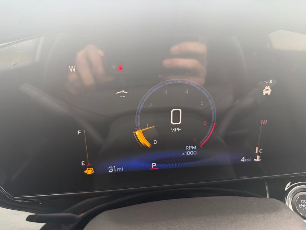 New 2026 Chevrolet Trax RS w/ Sunroof Package image 18