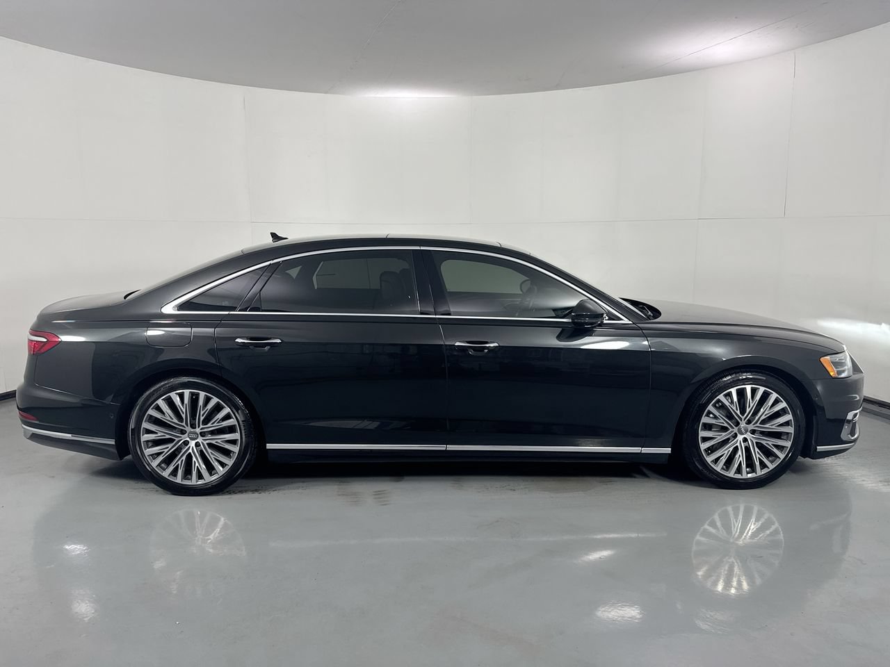Used 2019 Audi A8 L 3.0T w/ Executive Package AWD/4WD image 38