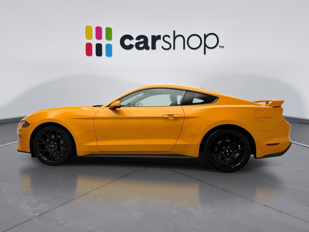 Used 2018 Ford Mustang Premium w/ Ecoboost Performance Package RWD image 2