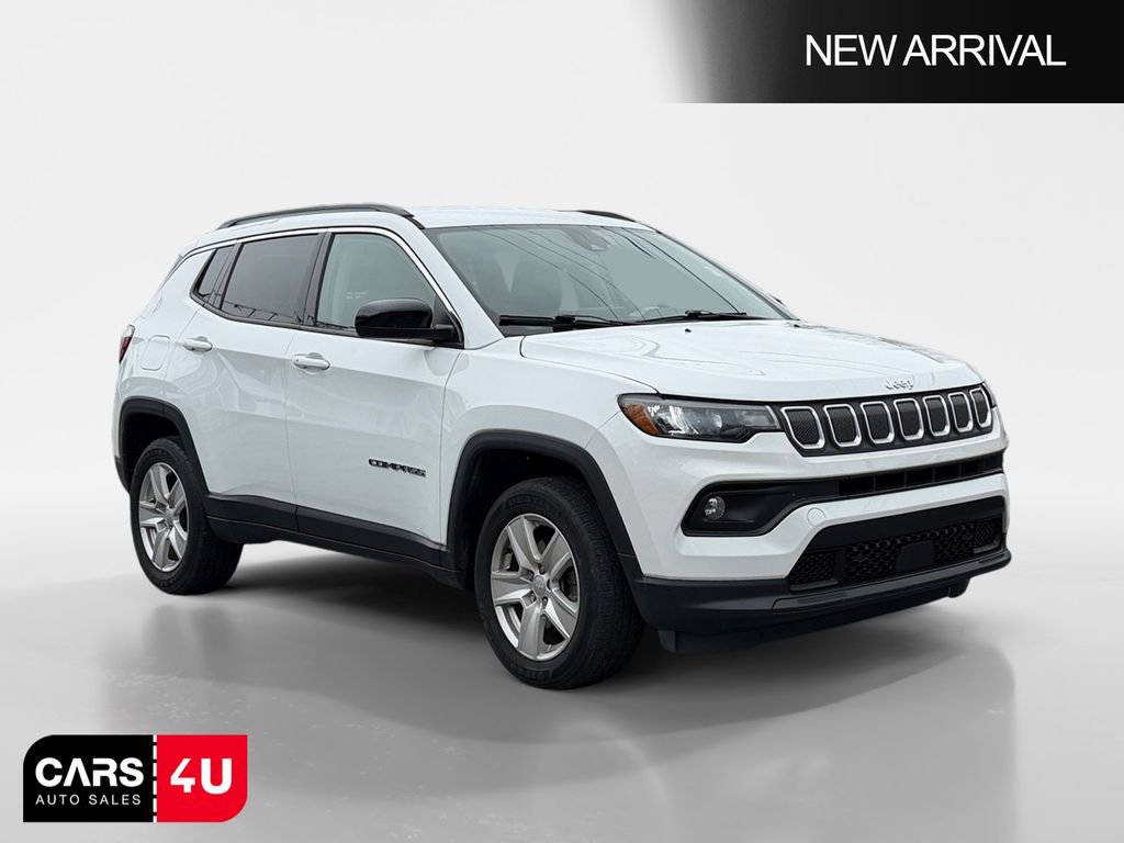 Used 2022 Jeep Compass Latitude image 1