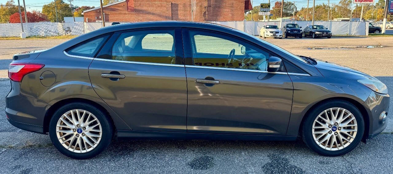 Used 2012 Ford Focus SEL image 5