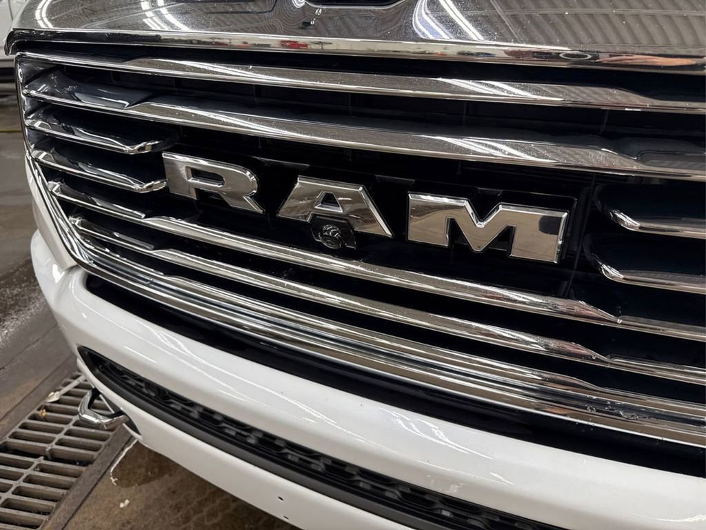 Used 2024 RAM 1500 Limited image 17