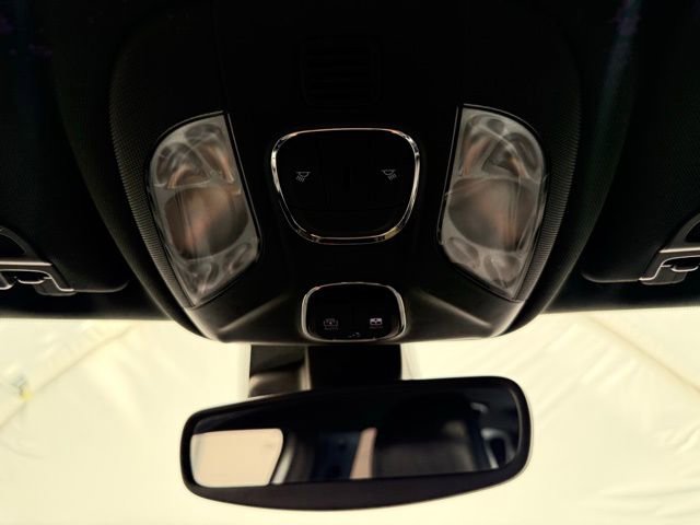 Used 2023 Jeep Compass Latitude w/ Sun and Sound Group image 39
