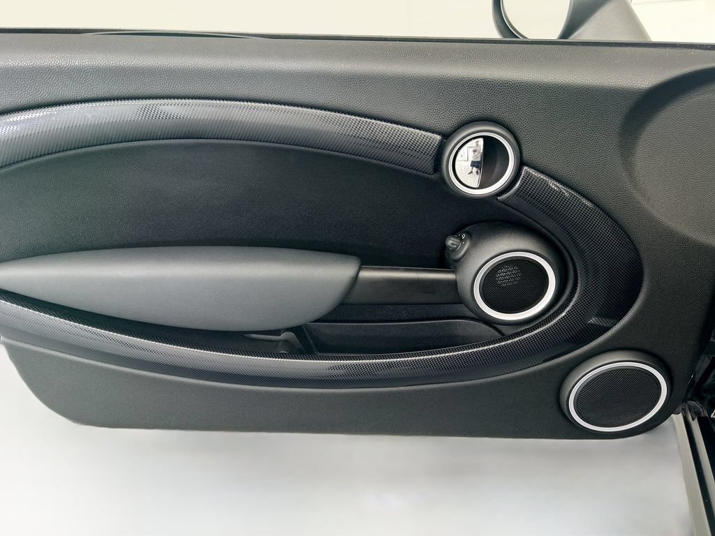 Used 2014 MINI Cooper Roadster S FWD image 18