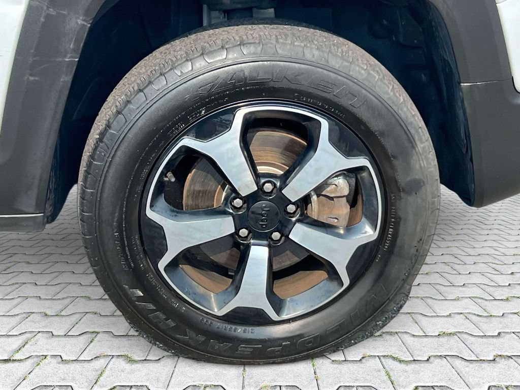 Used 2021 Jeep Renegade Trailhawk AWD/4WD image 8