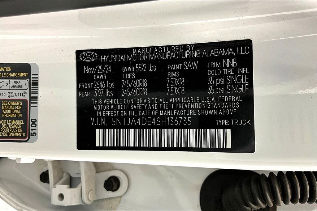 Used 2025 Hyundai Santa Cruz SE image 39