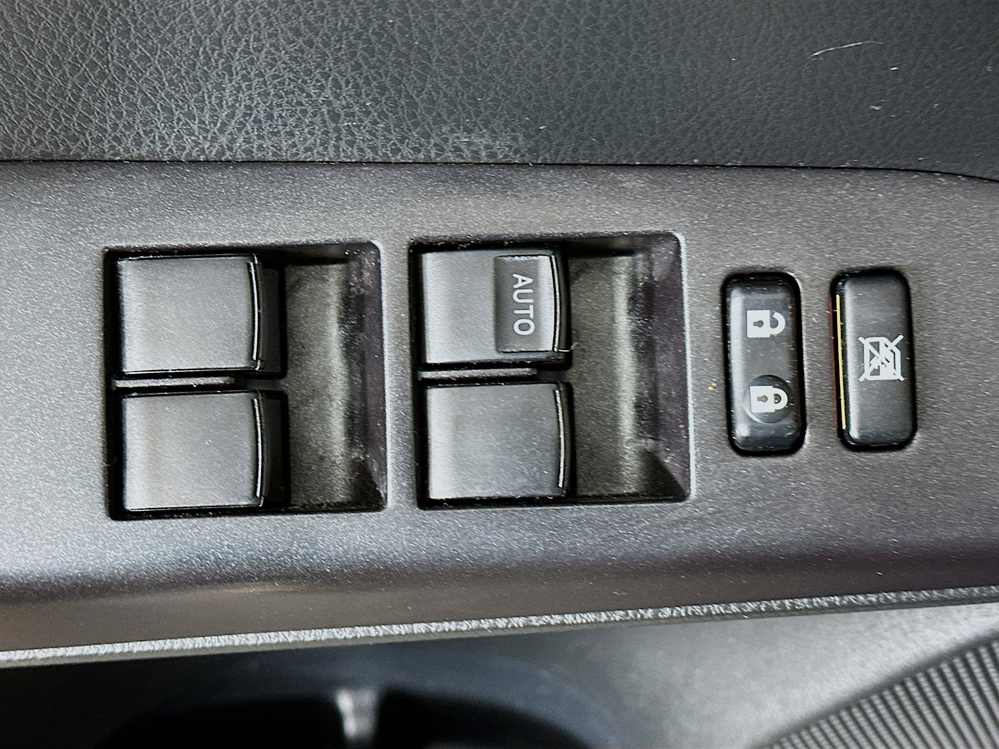 Used 2017 Toyota RAV4 LE w/ All Weather Liner Package image 15