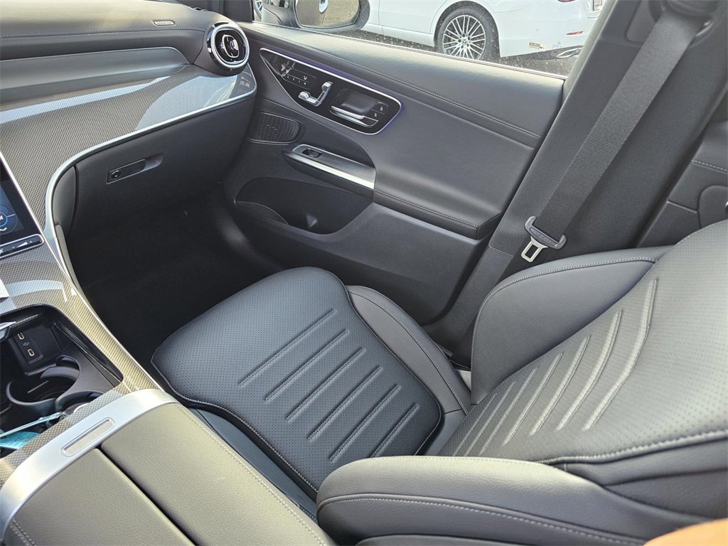 New 2026 Mercedes-Benz GLC 300 image 28