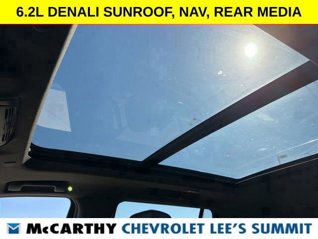 Used 2021 GMC Yukon Denali w/ Denali Premium Package image 6