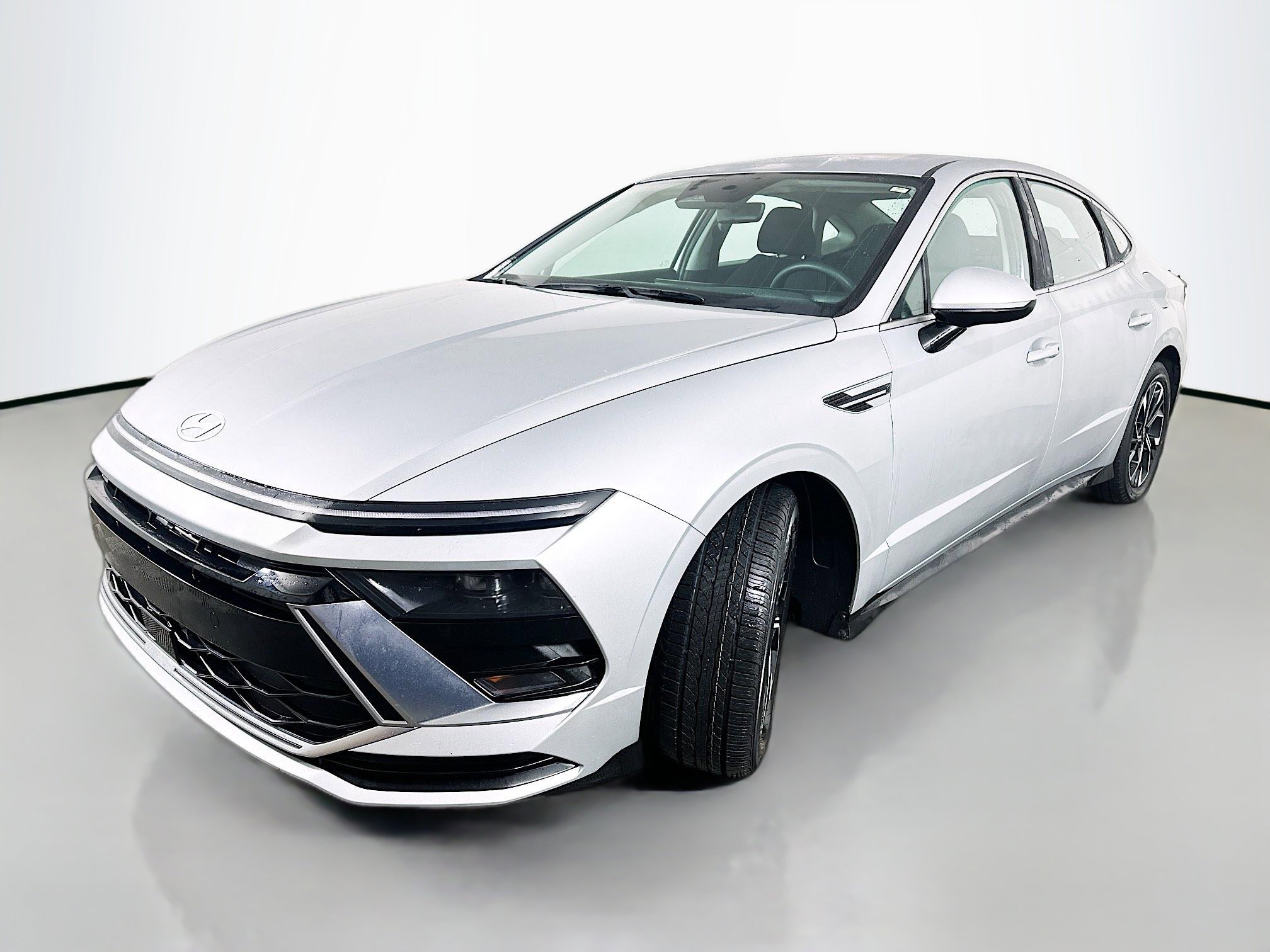 Certified 2024 Hyundai Sonata SEL image 3