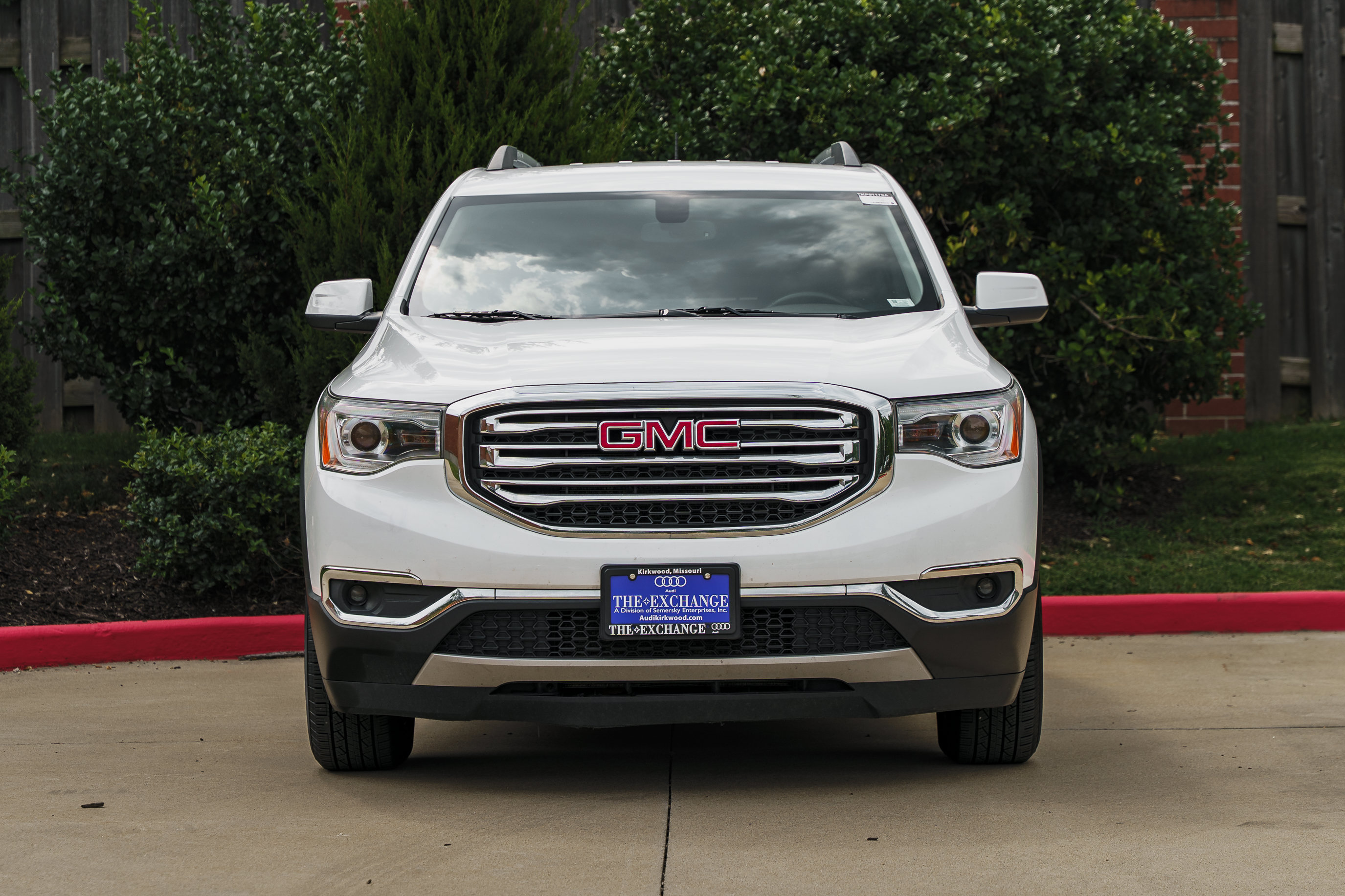 Used 2019 GMC Acadia SLT AWD/4WD image 26