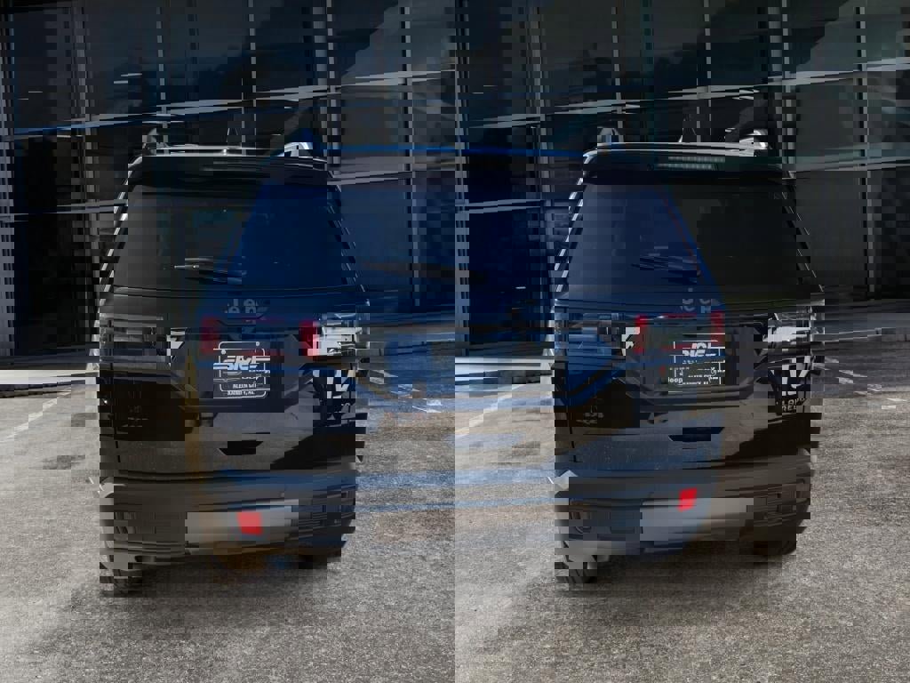 New 2026 Jeep Cherokee Laredo image 6