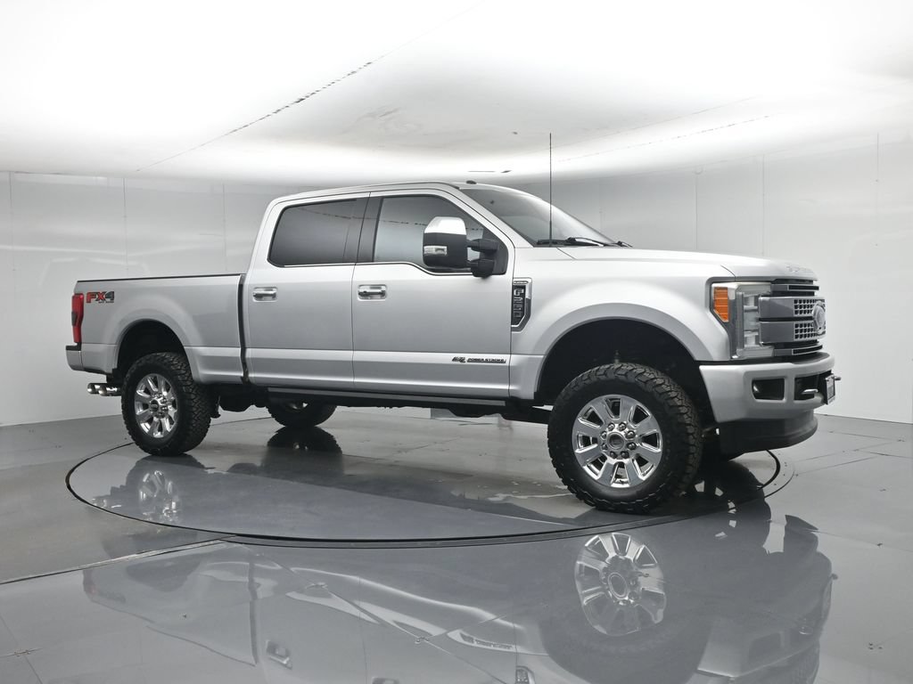 Used 2017 Ford F250 Platinum w/ Platinum Ultimate Package AWD/4WD image 5