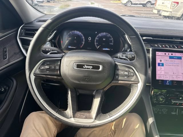 Used 2022 Jeep Grand Cherokee L Limited AWD/4WD image 39