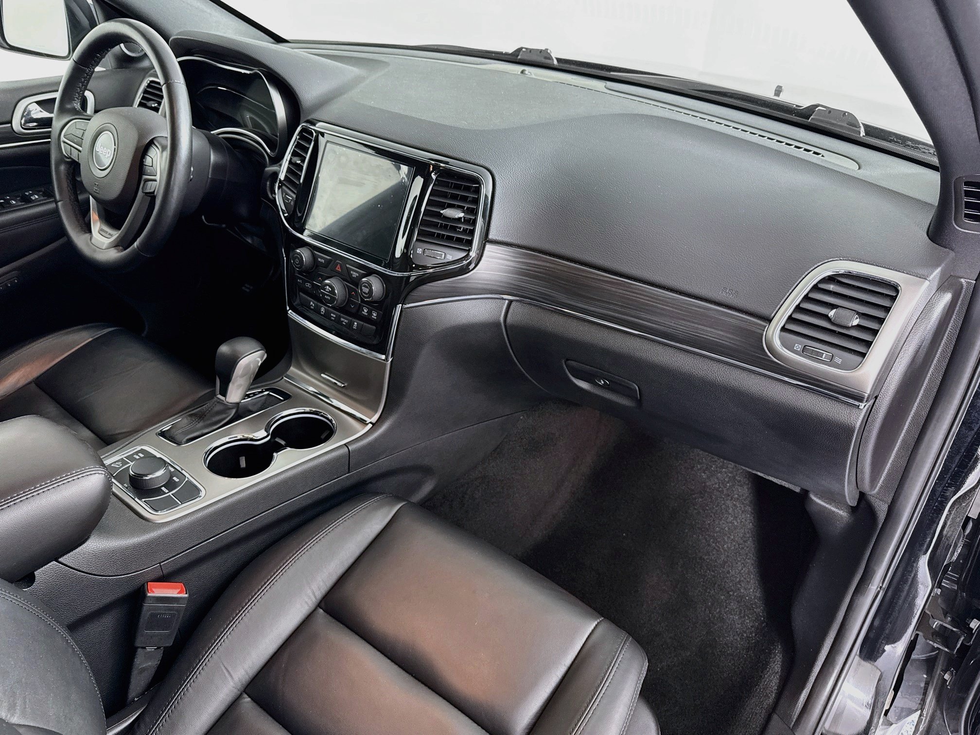 Used 2022 Jeep Grand Cherokee Limited AWD/4WD image 29