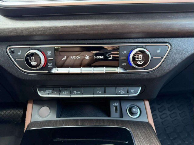 Certified 2025 Audi Q5 e Premium Plus w/ Premium Plus Package AWD/4WD image 15