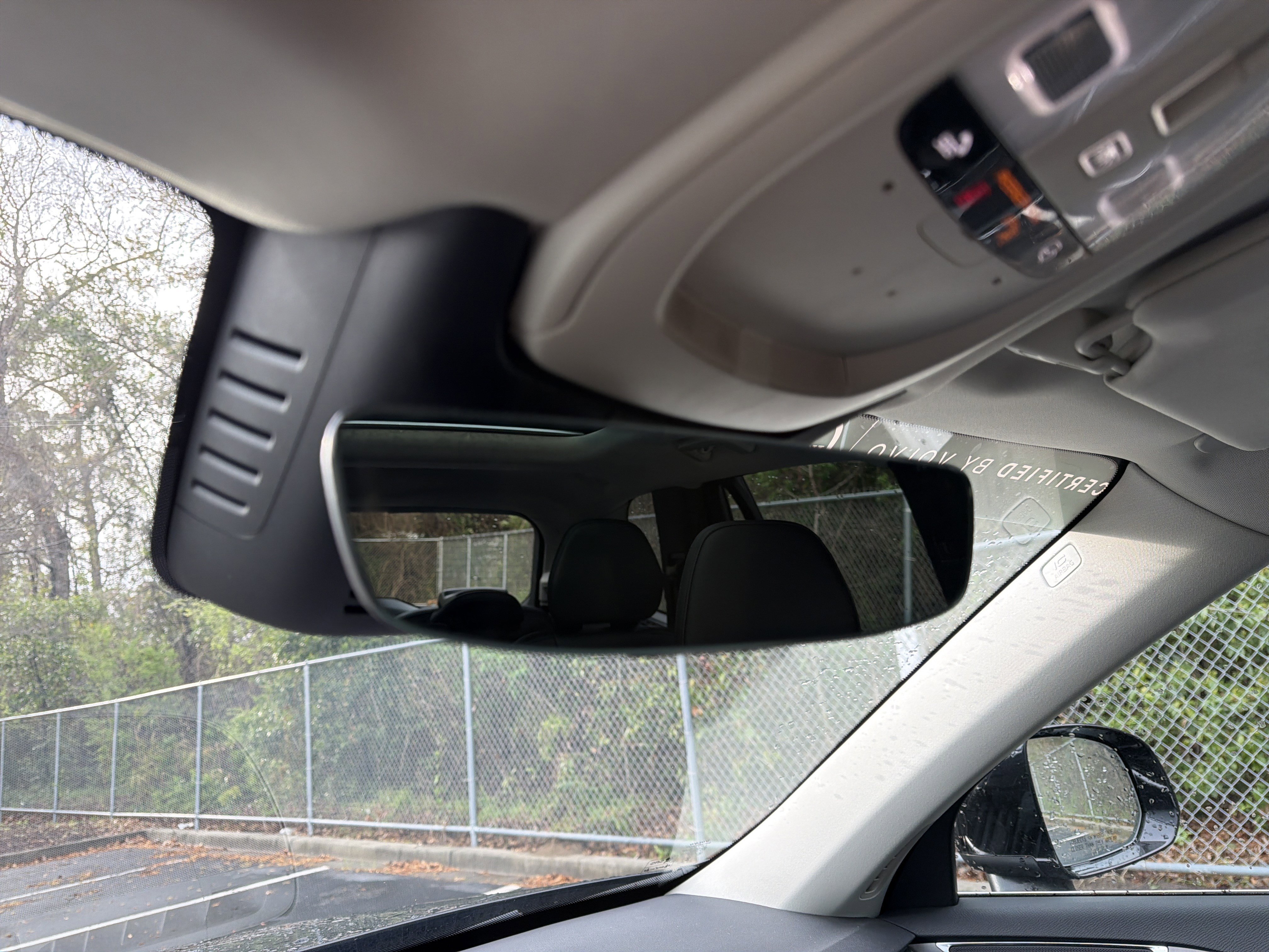 Certified 2025 Volvo XC90 B5 Core image 27