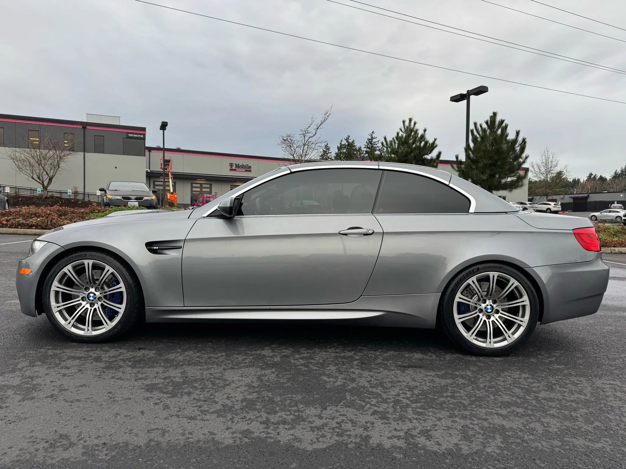 Used 2009 BMW M3 Convertible image 8