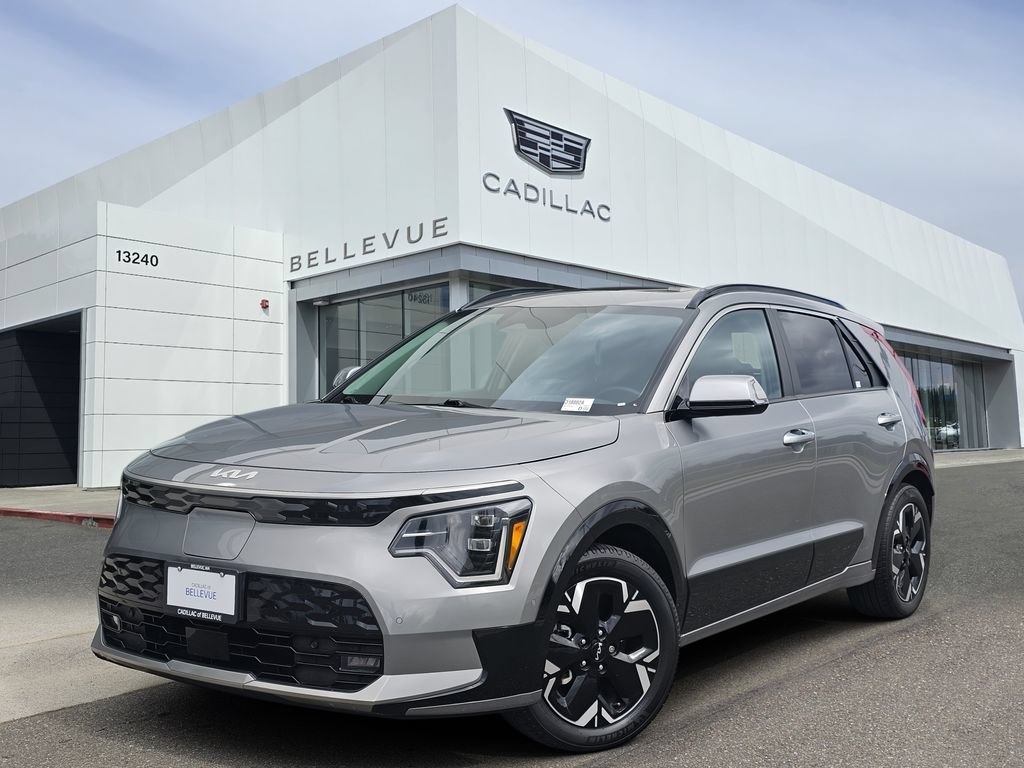Used 2023 Kia Niro Wave w/ Wave Preserve Package