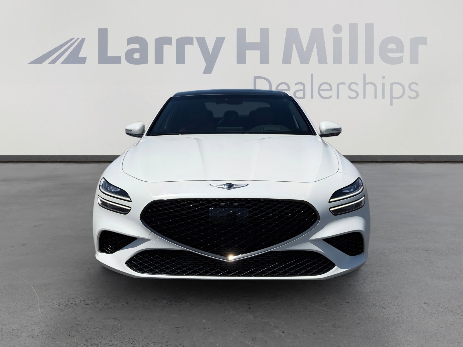 Used 2022 Genesis G70 3.3T Launch Edition RWD image 8