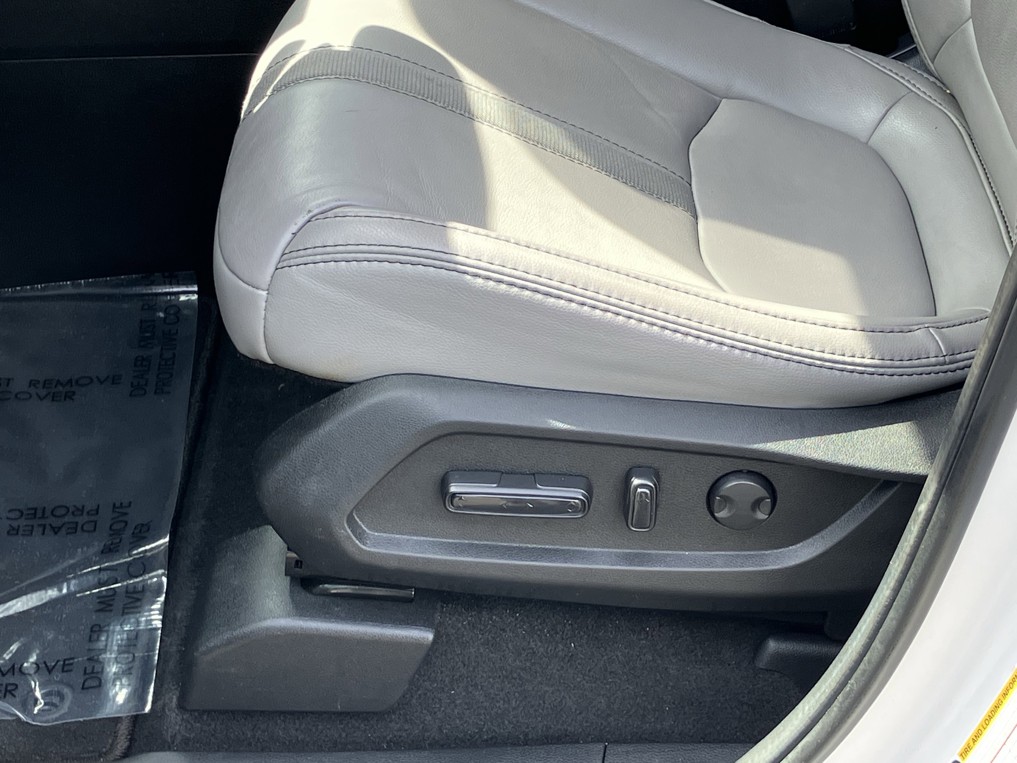 Certified 2025 Honda Pilot EX-L image 17
