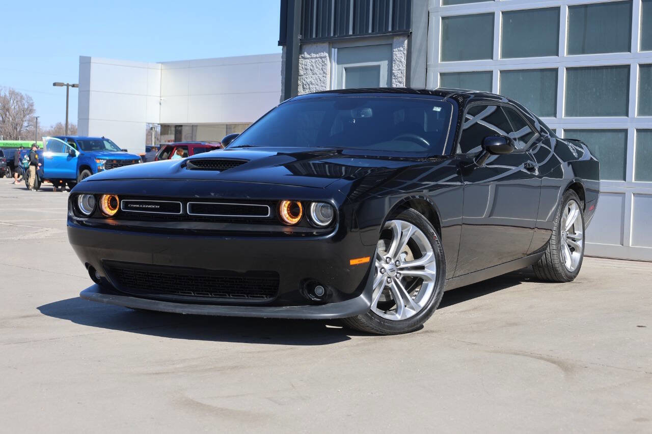 Used 2021 Dodge Challenger R/T image 3