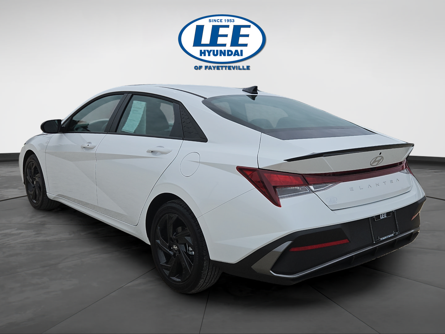 Certified 2026 Hyundai Elantra Sport w/ Cargo Package FWD image 4