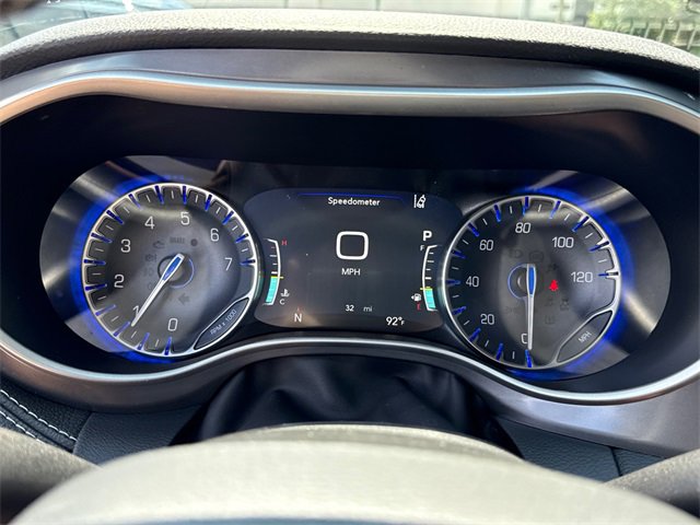 New 2026 Chrysler Pacifica Select image 15