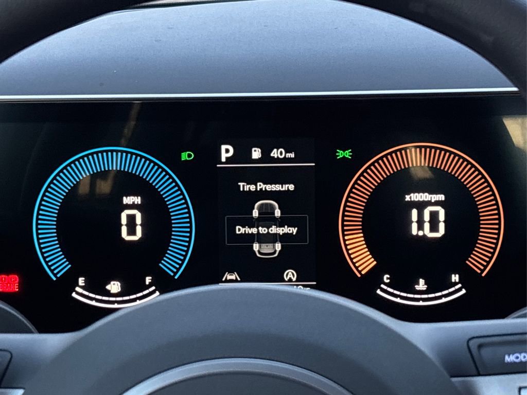 New 2026 Hyundai Tucson SE image 13