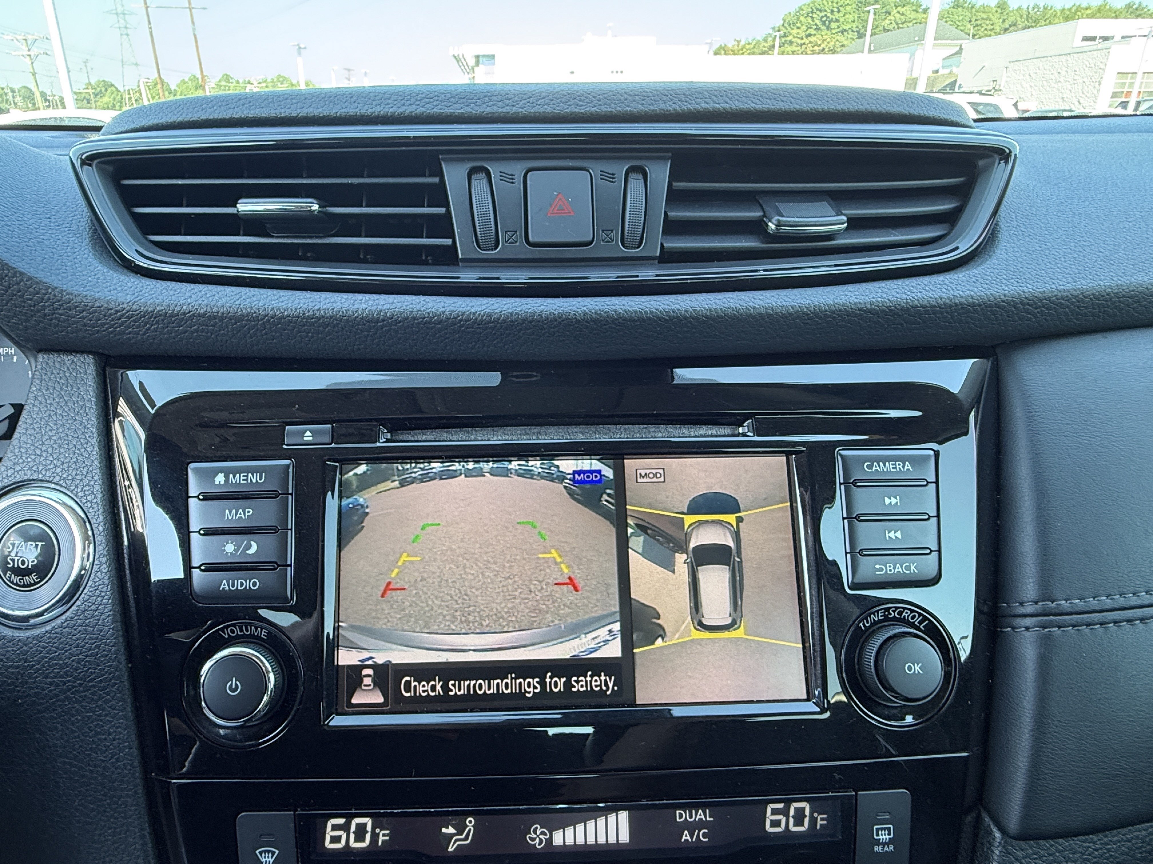 Used 2019 Nissan Rogue SL AWD/4WD image 25