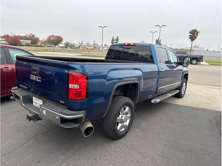 Used 2019 GMC Sierra 2500 SLT w/ Duramax Plus Package AWD/4WD image 5