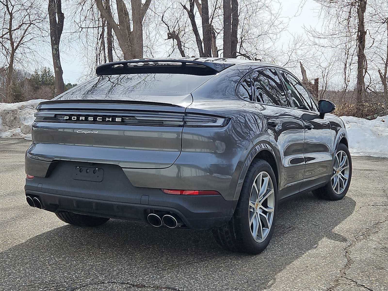 Certified 2024 Porsche Cayenne Coupe AWD/4WD image 6