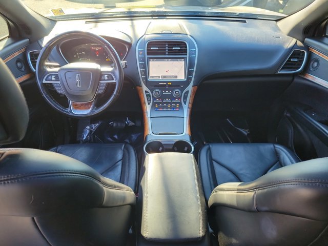 Used 2019 Lincoln Nautilus Reserve image 17