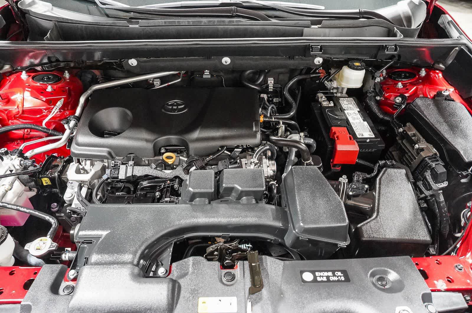 Certified 2023 Toyota RAV4 LE FWD image 28