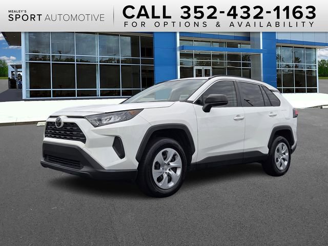 Used 2020 Toyota RAV4 LE image 1