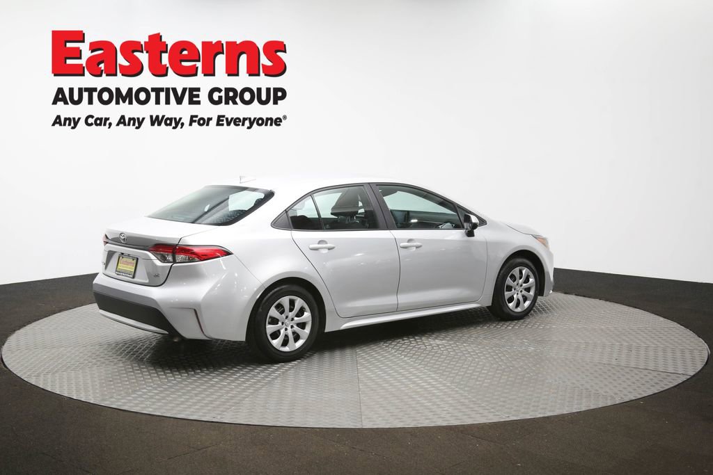 Used 2022 Toyota Corolla LE FWD image 42