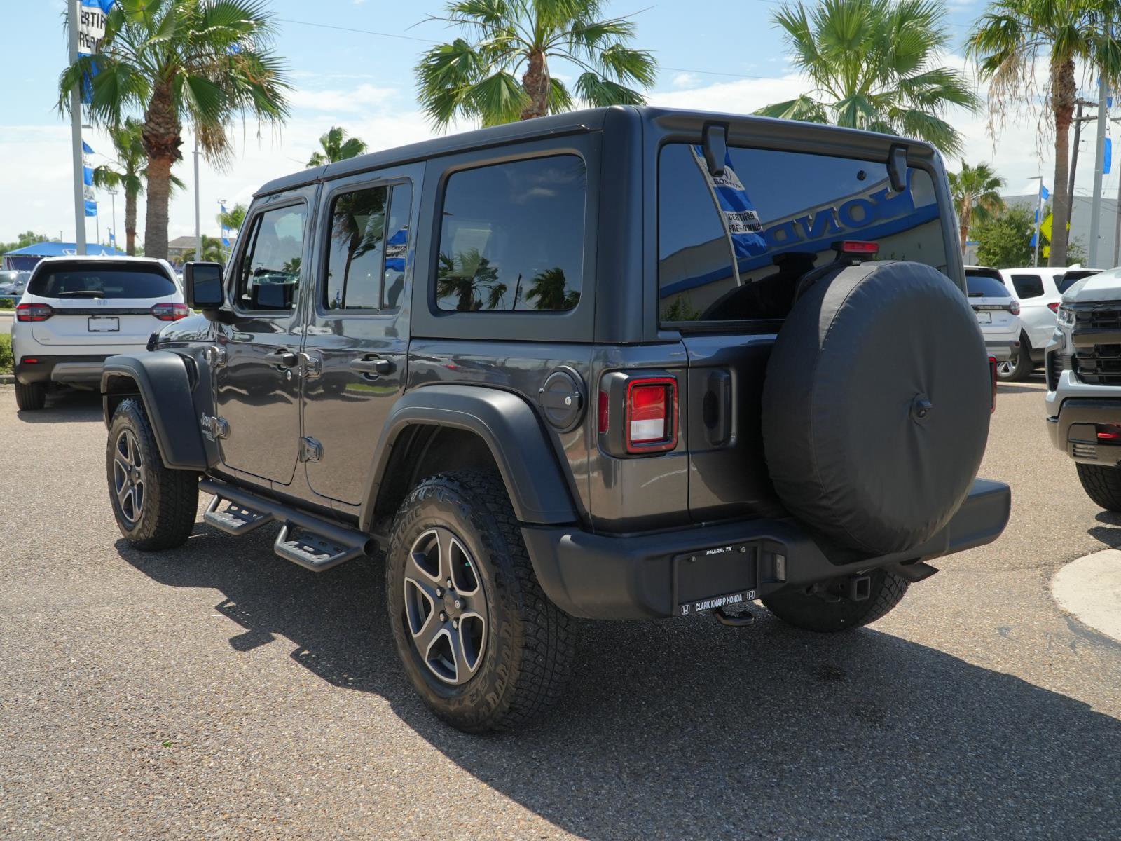 Used 2021 Jeep Wrangler Unlimited Sport AWD/4WD image 7