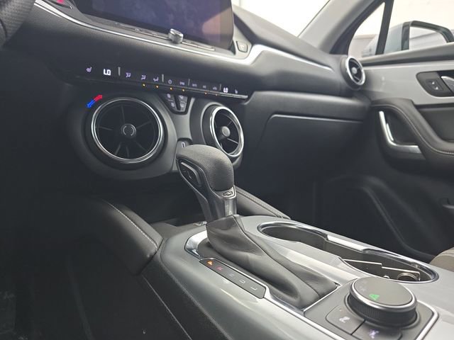 Used 2024 Chevrolet Blazer LT w/ Convenience Package image 36