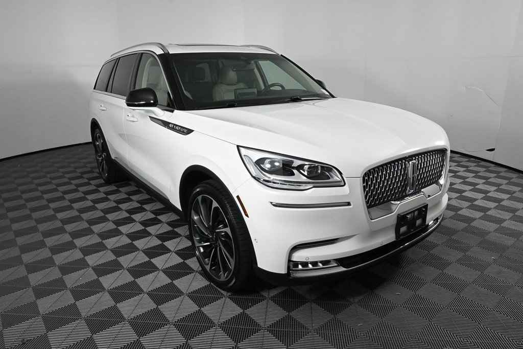 Used 2022 Lincoln Aviator Reserve w/ Equipment Group 201A image 25