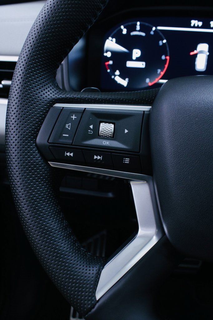 New 2025 Mitsubishi Outlander AWD image 12