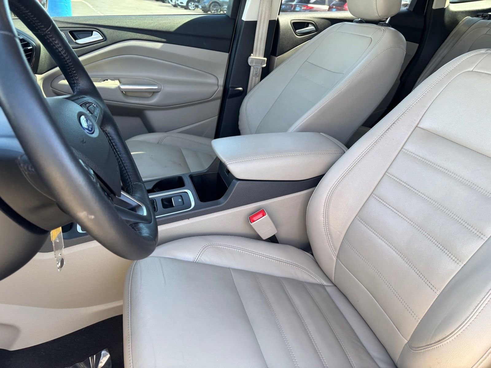 Used 2018 Ford Escape SEL image 22