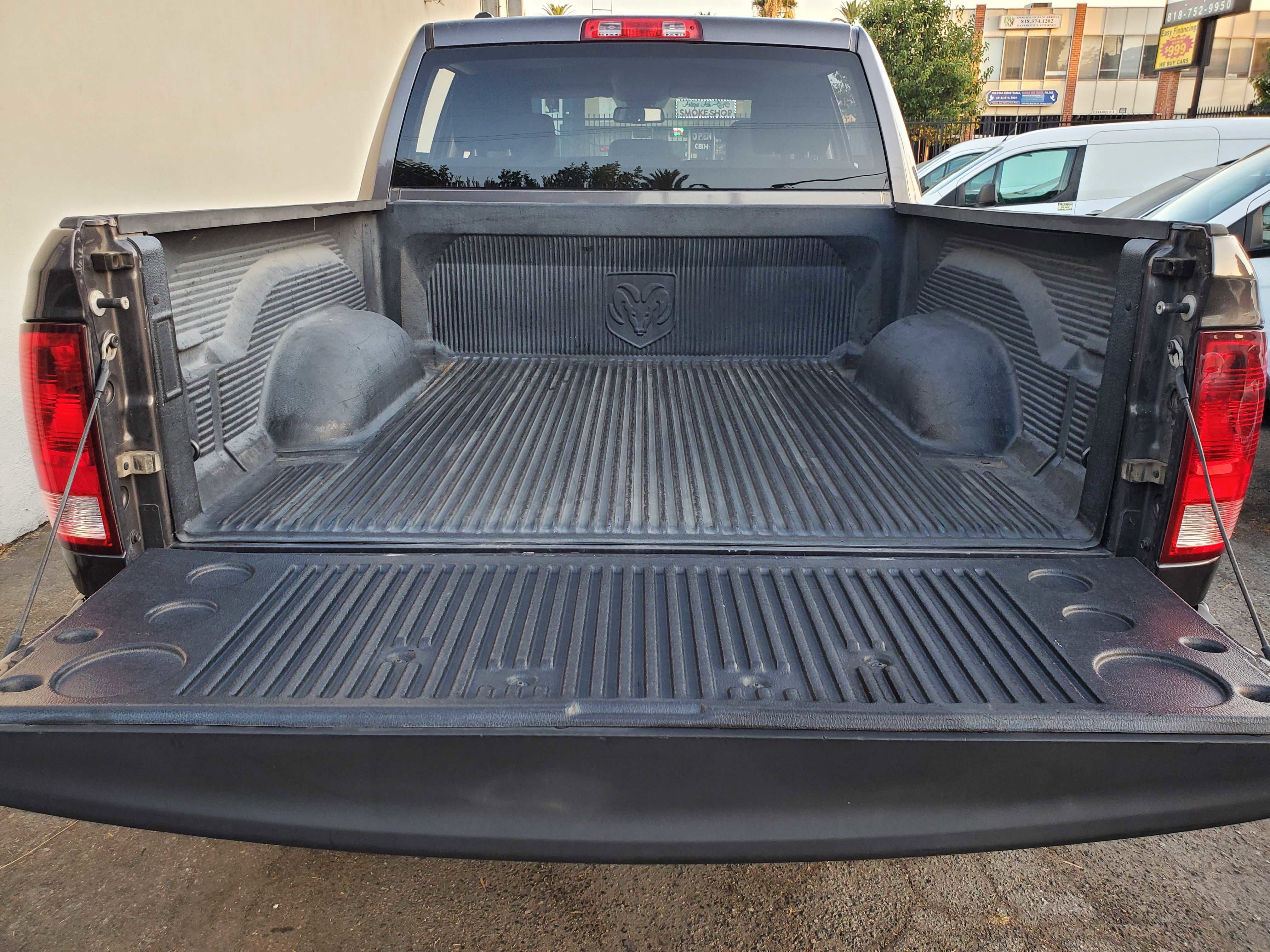 Used 2014 RAM 1500 Express image 23