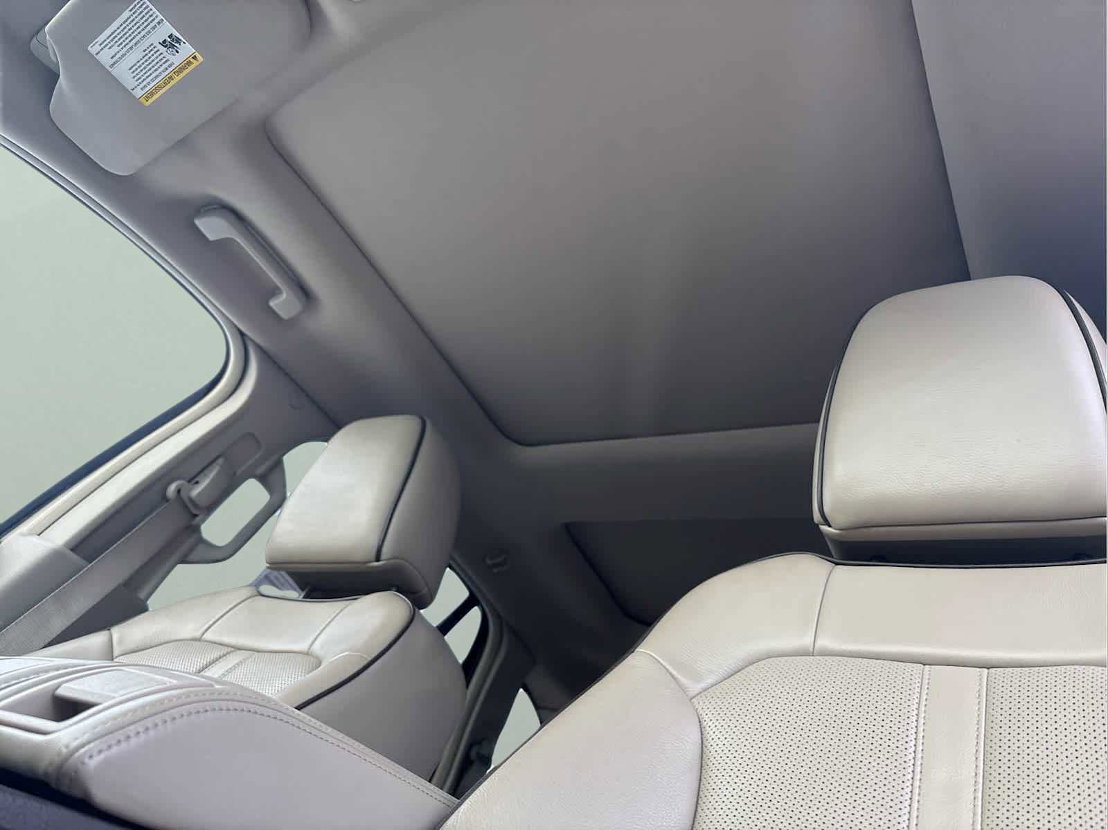 Used 2011 Lincoln MKX AWD w/ 101A Rapid Spec Order Code image 30