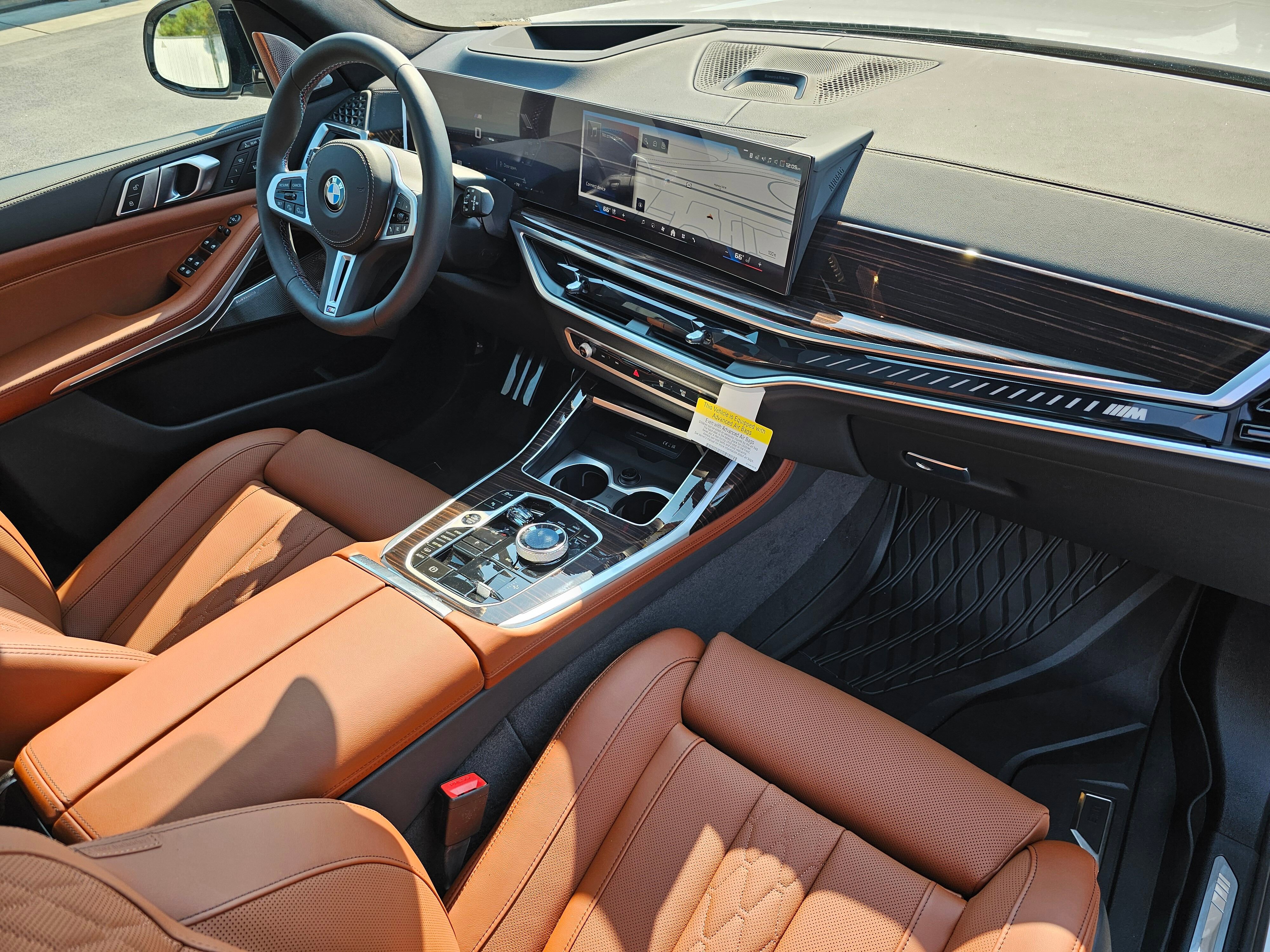 New 2026 BMW X7 M60i image 16