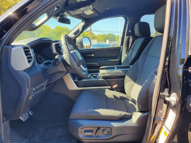 New 2026 Toyota Tundra SR5 w/ TRD Off-Road Package AWD/4WD image 18