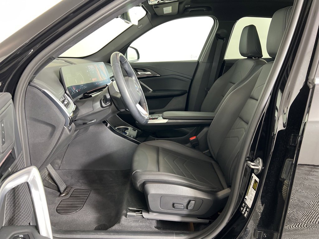 Certified 2024 BMW X1 xDrive28i w/ Convenience Package image 2