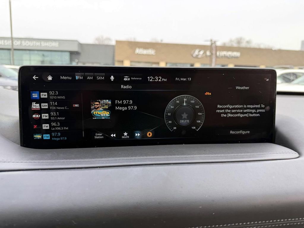 Used 2023 Genesis GV80 2.5T w/ Prestige 20" Package image 23