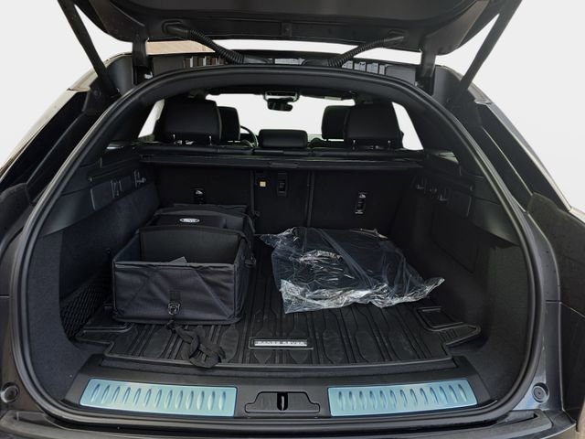 New 2026 Land Rover Range Rover Velar Dynamic SE AWD/4WD image 21