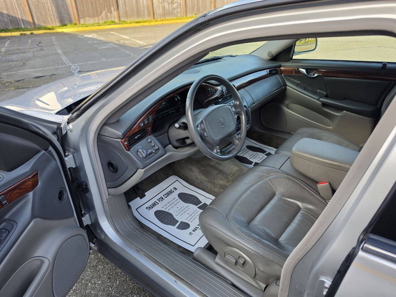 Used 2000 Cadillac De Ville FWD image 39