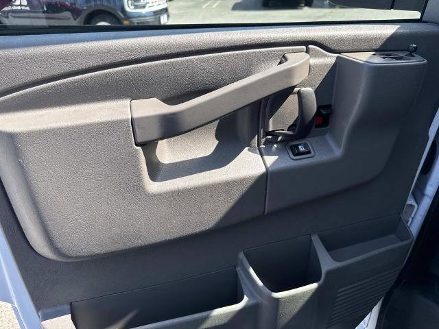 Used 2024 Chevrolet Express 2500 w/ Driver Convenience Package image 17